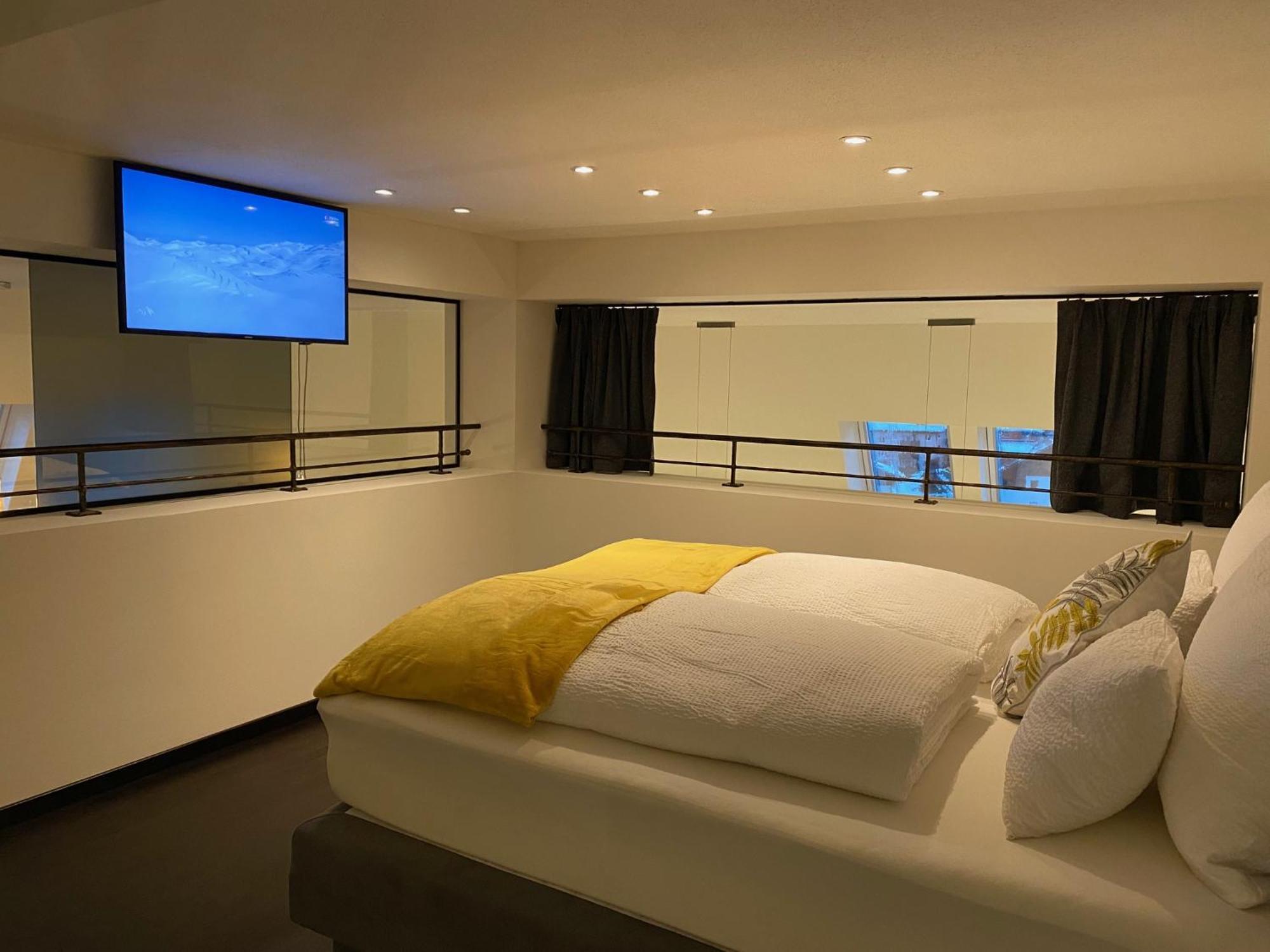 Loft Im Turm Apartment Maishofen Exterior photo